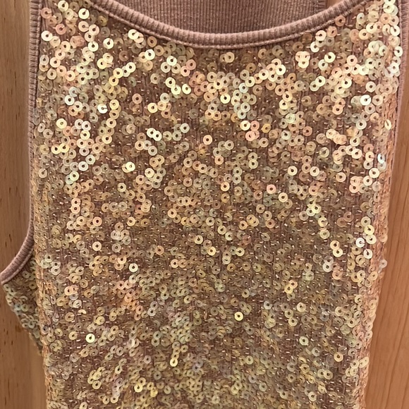 Express gold crop tank top - Picture 3 of 6